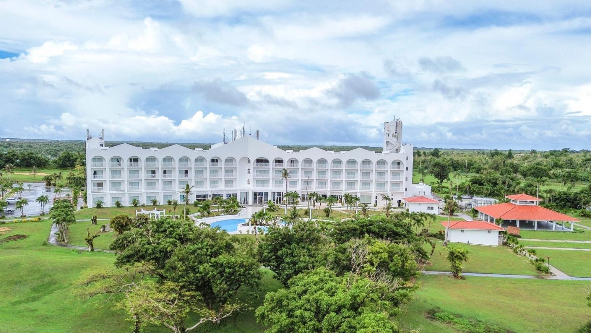 Finest Guam Golf And Resort Yigo Eksteriør billede